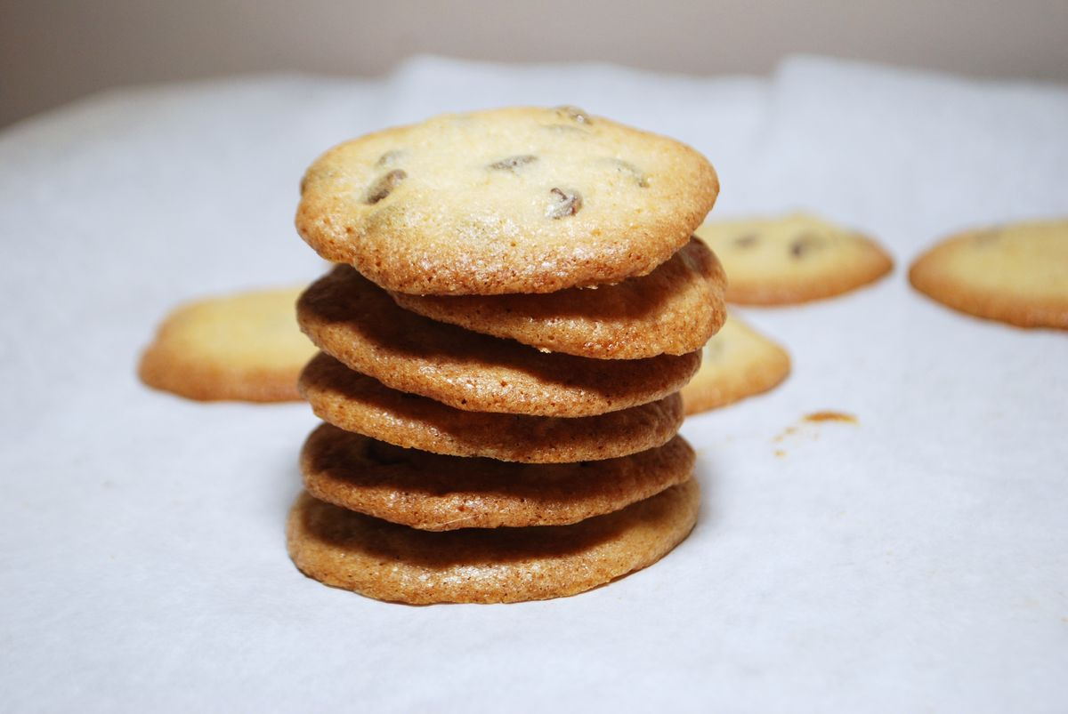 Thin and Crispy M&M Sugar Cookies