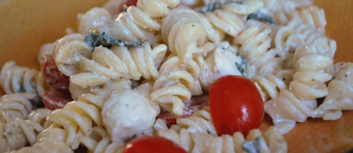 Margherita Pasta Salad SavoryReviews