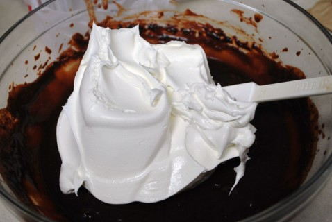 Fold in the cool whip