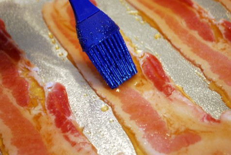 Brush the bacon with the glaze