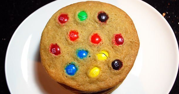 M and M ® Cookies
