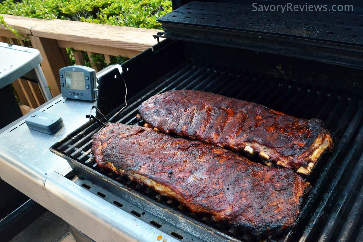 How to Smoke Saint Louis Ribs on a Gas Grill - SavoryReviews