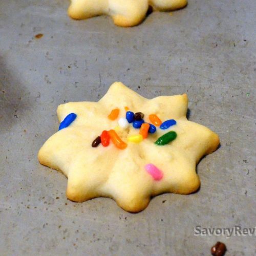 Italian Bakery Butter Cookies Plus a Zulay Cookie Press Giveaway